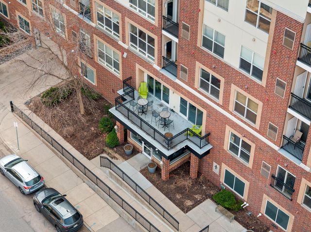 301 Oak Grove Street 314, Minneapolis, MN 55403