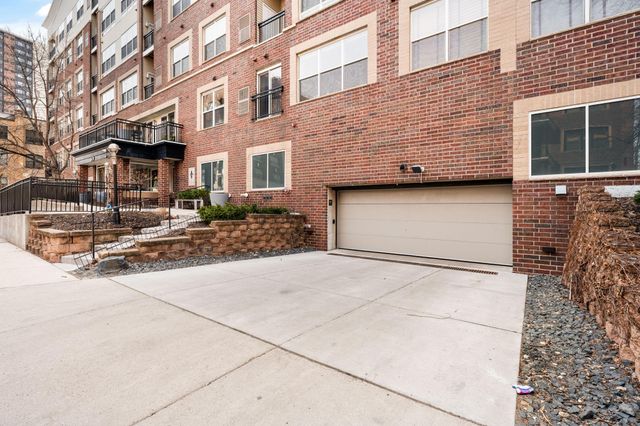 301 Oak Grove Street 314, Minneapolis, MN 55403
