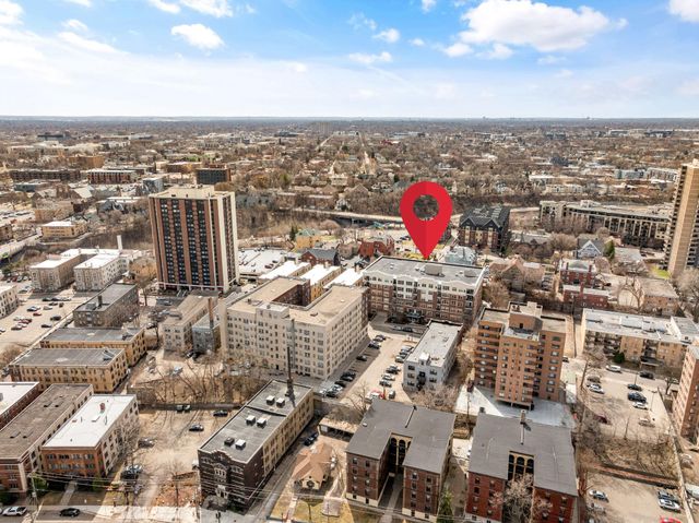 301 Oak Grove Street 314, Minneapolis, MN 55403
