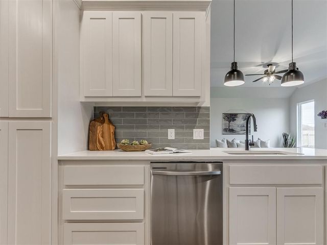 3305 NW 178th Terrace, Edmond, OK 73012