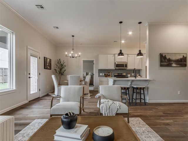 3305 NW 178th Terrace, Edmond, OK 73012