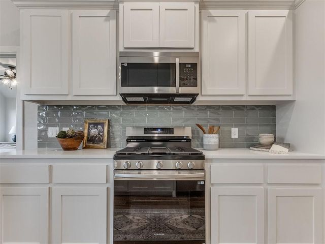 3305 NW 178th Terrace, Edmond, OK 73012