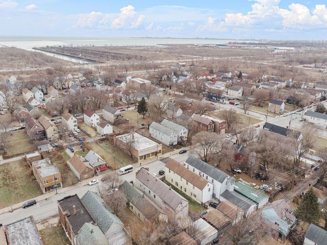 8420 S Burley Avenue, Chicago, IL 60617