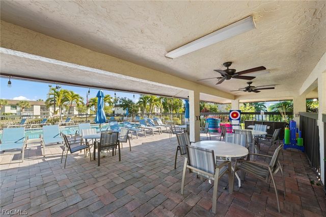 9305 Lake Park DR 102, Fort Myers, FL 33919