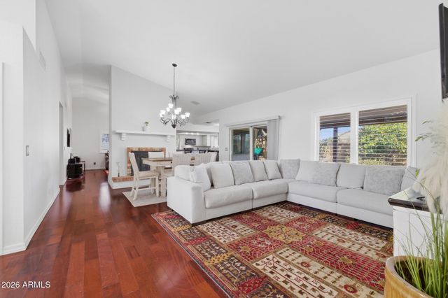 1338 E SUNBURST Lane, Tempe, AZ 85284