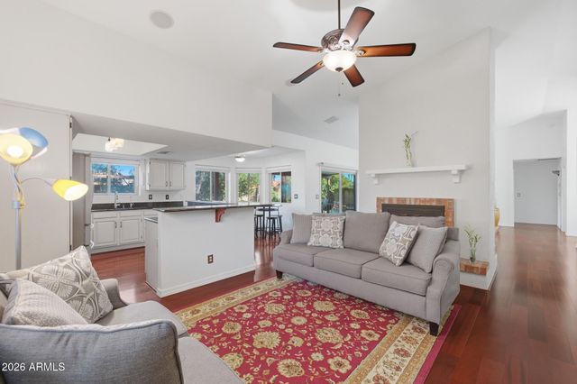 1338 E SUNBURST Lane, Tempe, AZ 85284