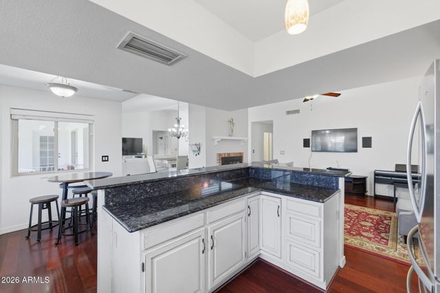 1338 E SUNBURST Lane, Tempe, AZ 85284