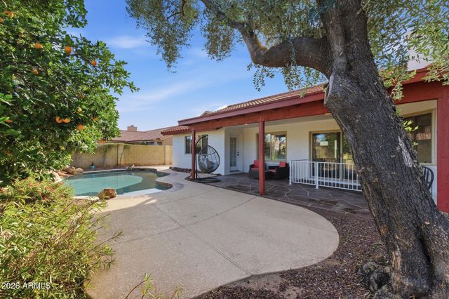 1338 E SUNBURST Lane, Tempe, AZ 85284