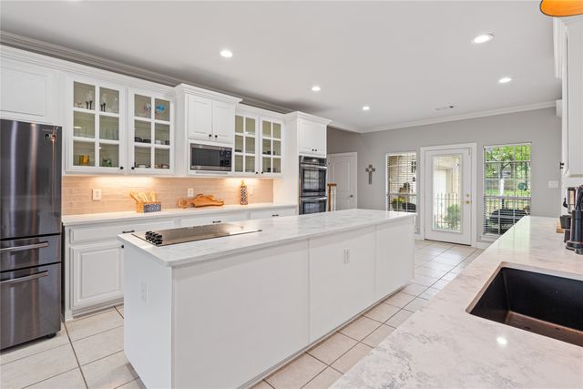 3000 Preston Club Drive, Sherman, TX 75092