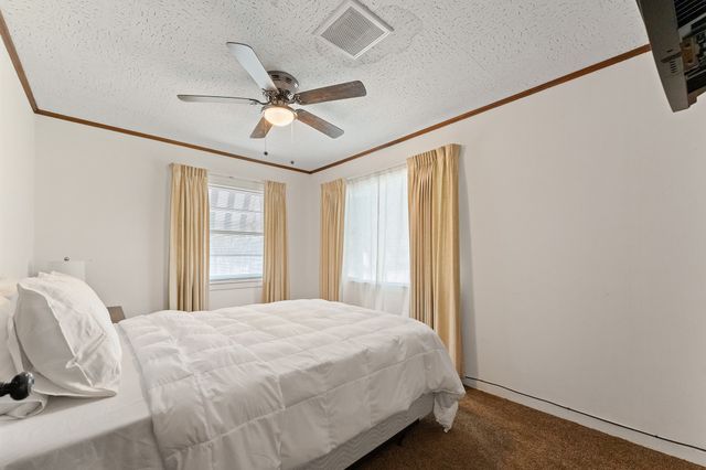 504 S Gilpin Avenue, Dallas, TX 75211