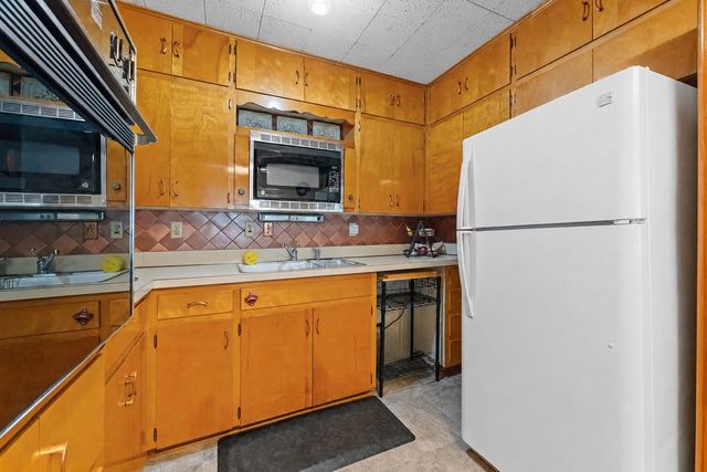 504 S Gilpin Avenue, Dallas, TX 75211