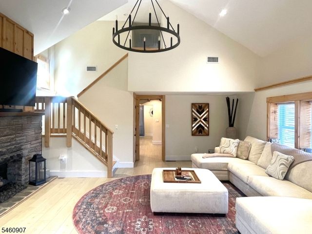 94 Banker Rd, West Milford Twp., NJ 07421