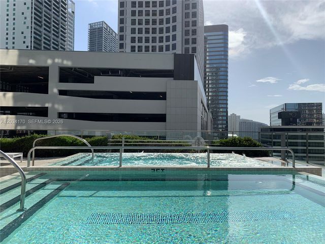 68 SE 6th Street 3308, Miami, FL 33131