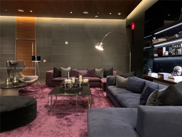 68 SE 6th Street 3308, Miami, FL 33131
