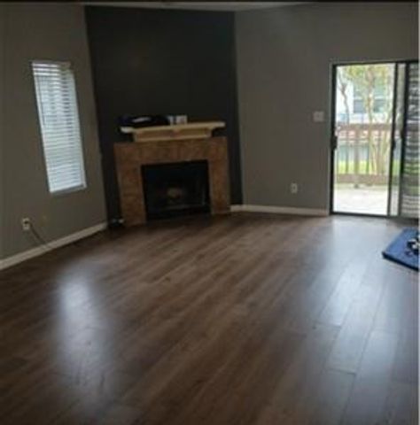 2023 Gentryside Drive 201, Houston, TX 77077