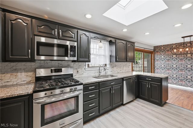 5037 Sheridan Road, Poland, OH 44514