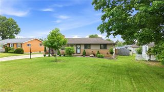 5037 Sheridan Road, Poland, OH 44514