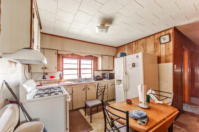 358 Bayou Blue Bypass Rd, Gray, LA 70359