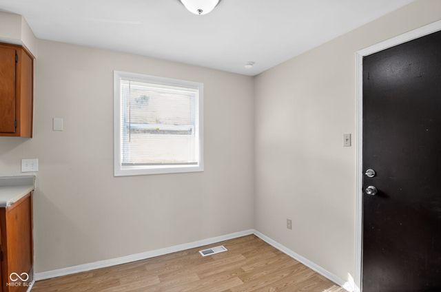 2318 N John Glenn Court, Indianapolis, IN 46229