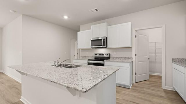 4422 Manor Hill Drive, Union City, GA 30291
