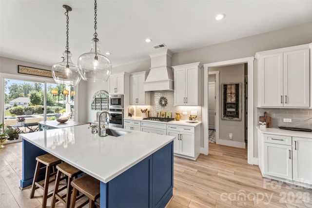 148 Cherry Crossing Lane, Belmont, NC 28012