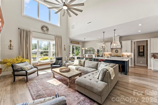 148 Cherry Crossing Lane, Belmont, NC 28012