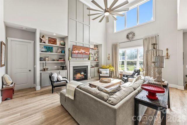 148 Cherry Crossing Lane, Belmont, NC 28012