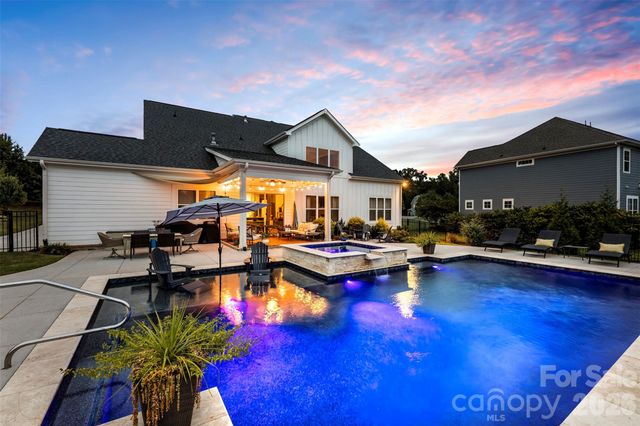 148 Cherry Crossing Lane, Belmont, NC 28012