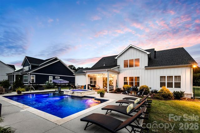 148 Cherry Crossing Lane, Belmont, NC 28012