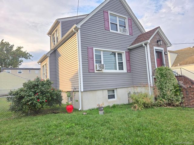 104 ORMONDE Boulevard HOUSE RENTAL, Valley Stream, NY 11580