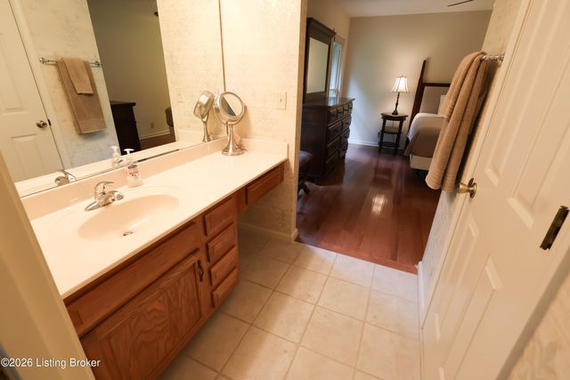 14000 Old Station Rd, Louisville, KY 40245