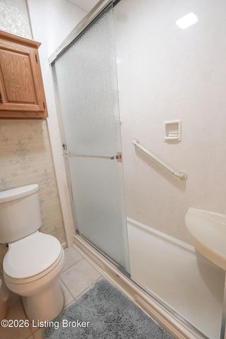 14000 Old Station Rd, Louisville, KY 40245