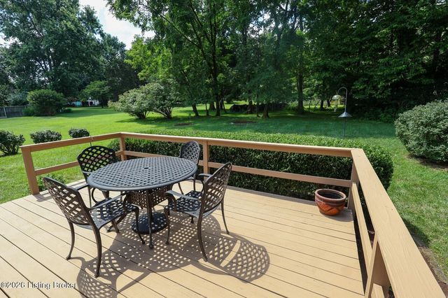 14000 Old Station Rd, Louisville, KY 40245