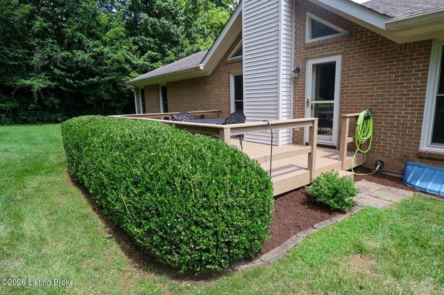 14000 Old Station Rd, Louisville, KY 40245