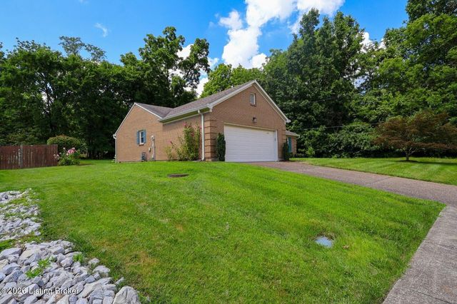14000 Old Station Rd, Louisville, KY 40245