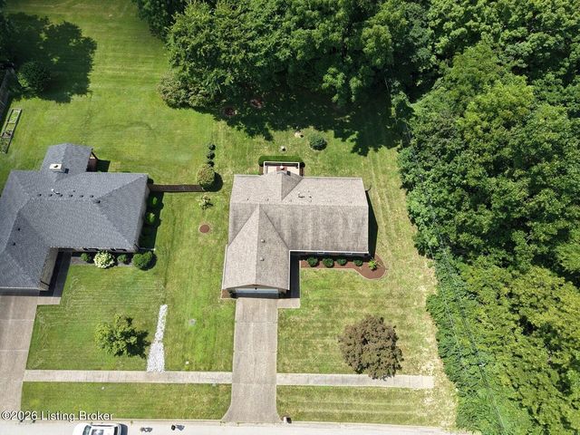 14000 Old Station Rd, Louisville, KY 40245