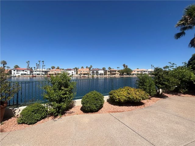 2424 Ocean Front Drive, Las Vegas, NV 89128