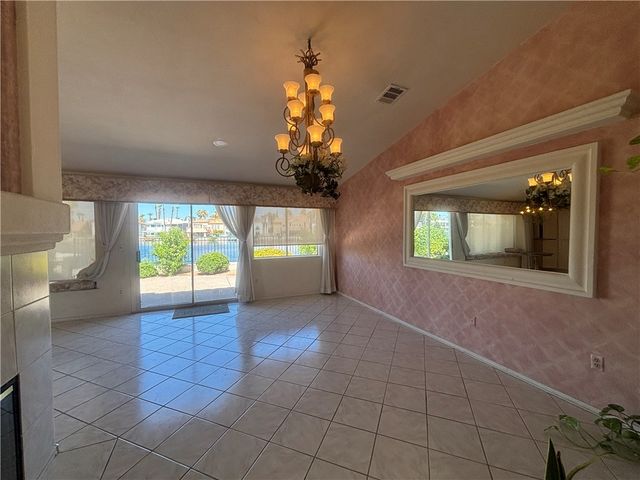 2424 Ocean Front Drive, Las Vegas, NV 89128