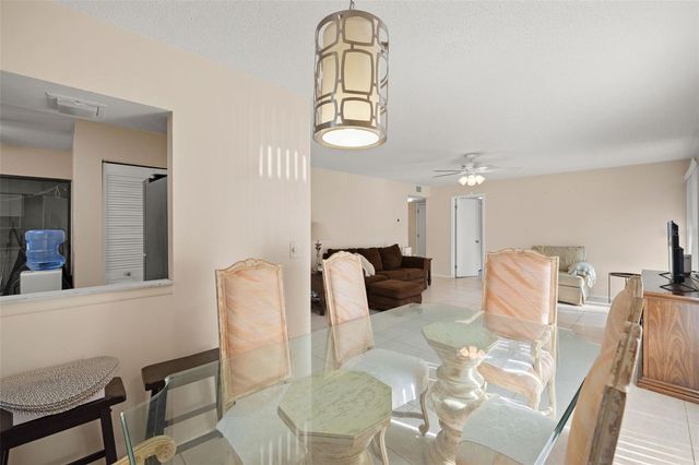 2232 BAHIA VISTA STREET A1, Sarasota, FL 34239