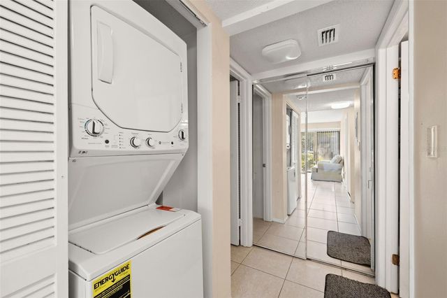 2232 BAHIA VISTA STREET A1, Sarasota, FL 34239