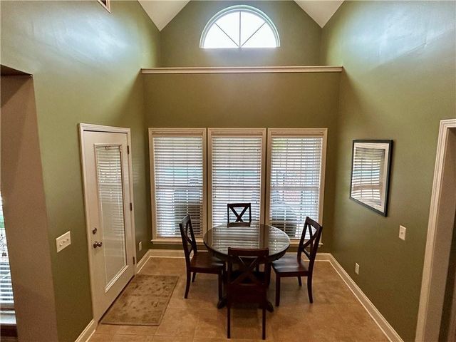 104 Yeomans Way, Jesup, GA 31545