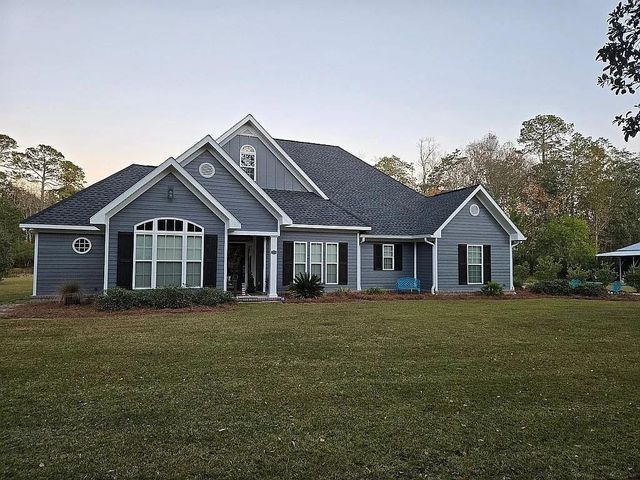 104 Yeomans Way, Jesup, GA 31545