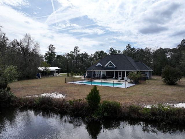 104 Yeomans Way, Jesup, GA 31545