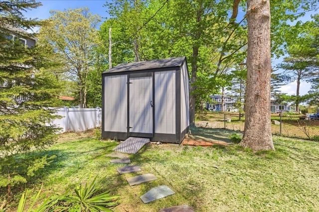 64 Rosepoint Ave, Wareham, MA 02576