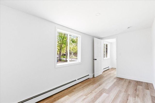 64 Rosepoint Ave, Wareham, MA 02576