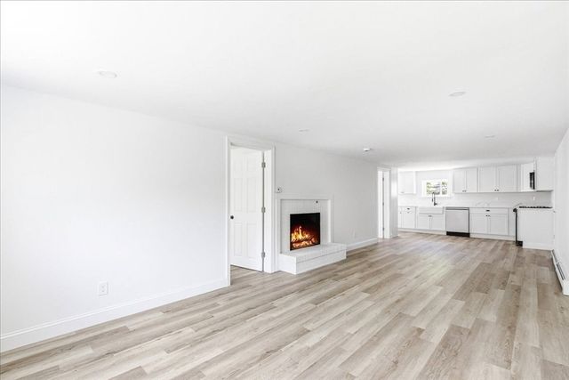 64 Rosepoint Ave, Wareham, MA 02576