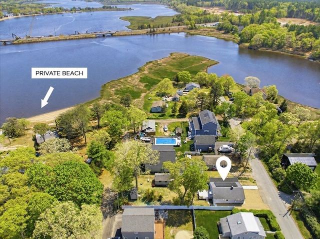64 Rosepoint Ave, Wareham, MA 02576