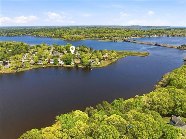 64 Rosepoint Ave, Wareham, MA 02576