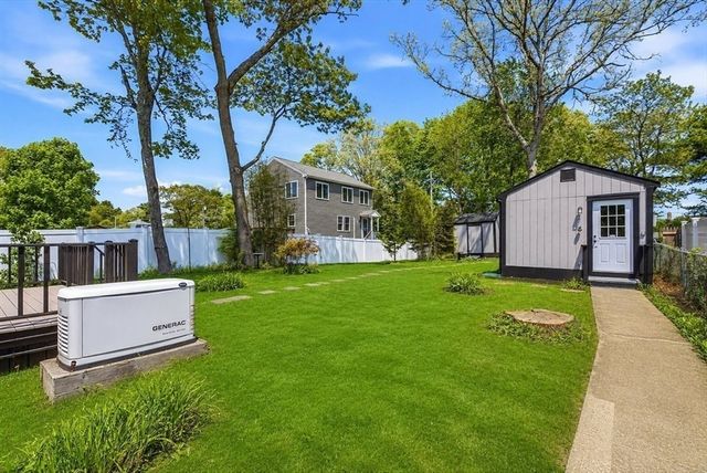 64 Rosepoint Ave, Wareham, MA 02576