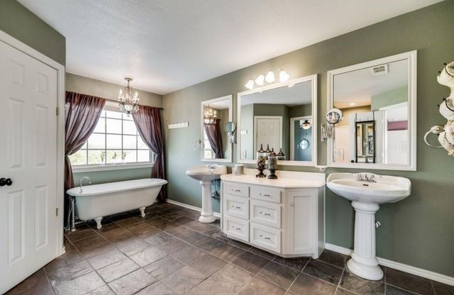 5604 Four Seasons Lane, Mckinney, TX 75071